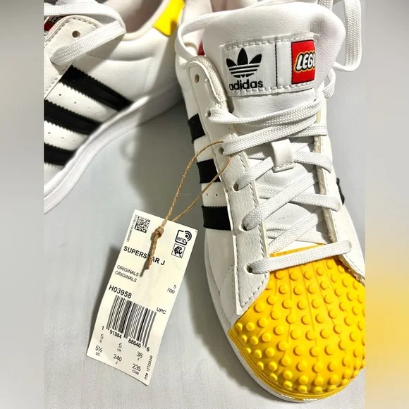 New Adidas Lego White Sneakers Shoes size 5.5 US - Picture 3 of 6